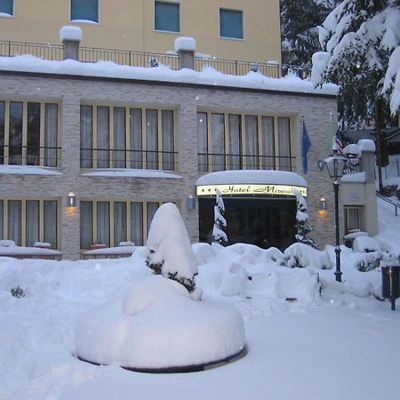 Hotel Miravalle 2000 Lizzano In Belvedere Eksteriør bilde